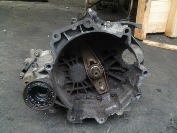 BOITE DE VITESSE MANUEL VW FOX 1.2 ESSENCE - Vue 1